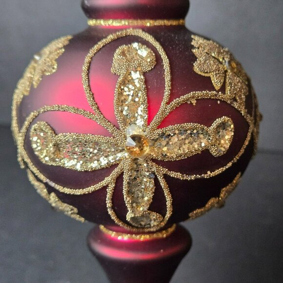 Frontgate Burgundy Gold Glass Finial Ornament Hand Painted Glittered 7" Decor - Picture 5 of 10